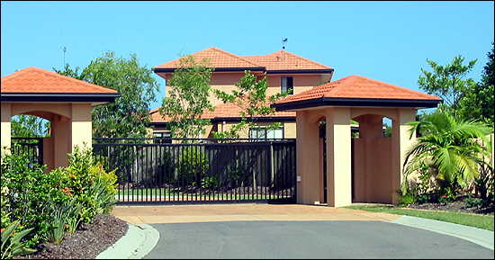 Gate